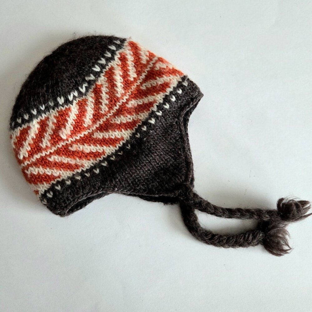 PSA Canada wool knitted hat with fleece lining.